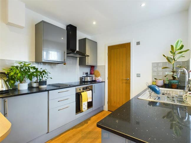 All inclusive bedsit no sharing  Main Photo