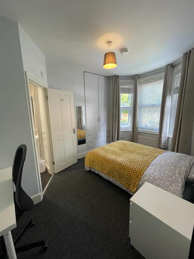 Beautiful en-suite room  Main Photo