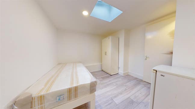 Single Room located In Harrow Road, Kensal Green  Main Photo