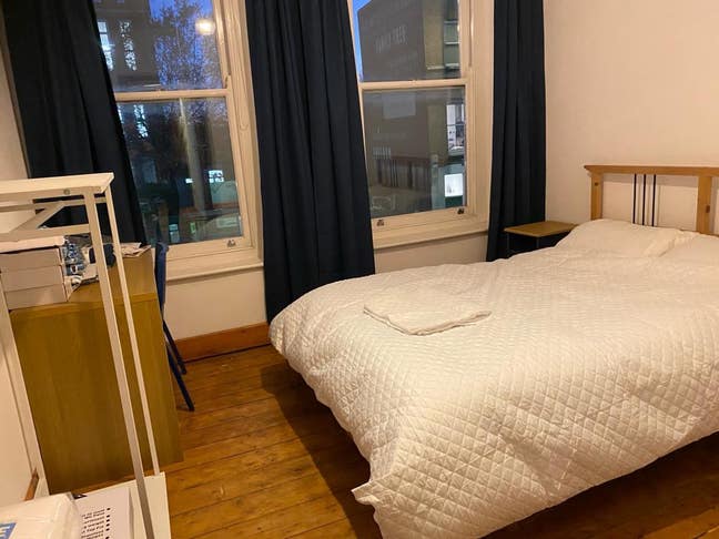 Spacious 3 bed flat to let located in London N16 Main Photo