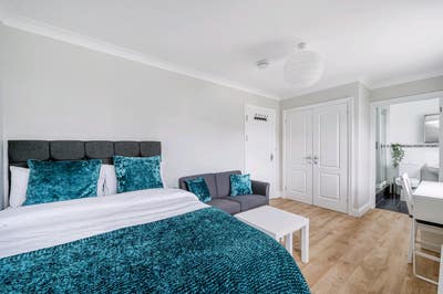 🔥01/05/2026 - Stunning En-Suite Room - Hanwell Main Photo