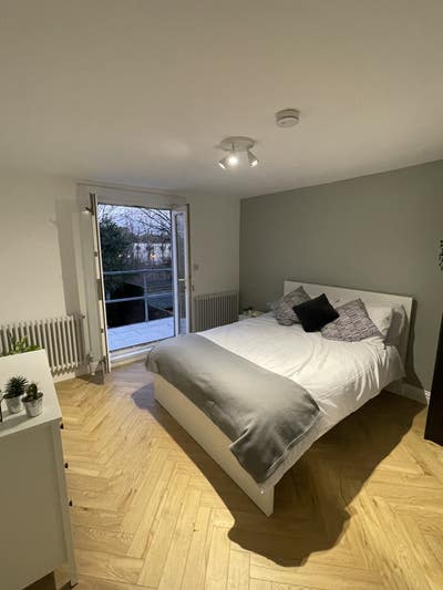 Large Double Room with Private Balcony  Main Photo