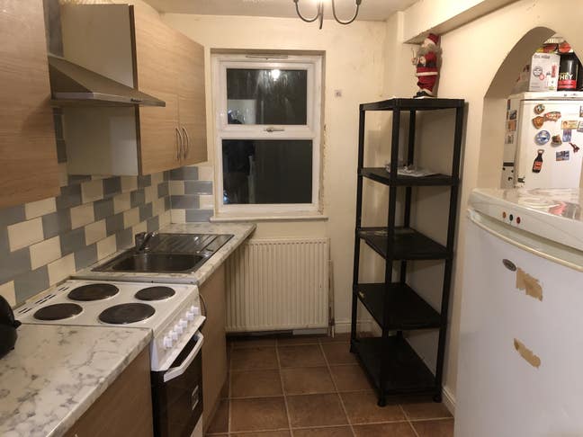 A self contained apartment with its own kitchen  Main Photo