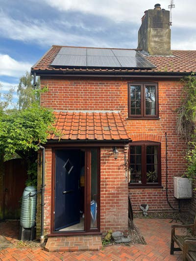 Double Room Available in Period Property Main Photo