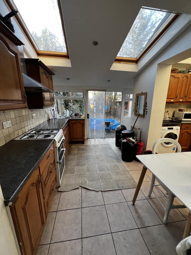 Stunning Double Room  in Leyton ! Near Tube /City  Main Photo