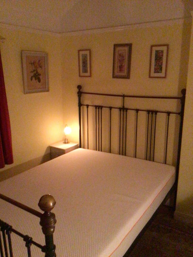 Furnished Double Room Main Photo