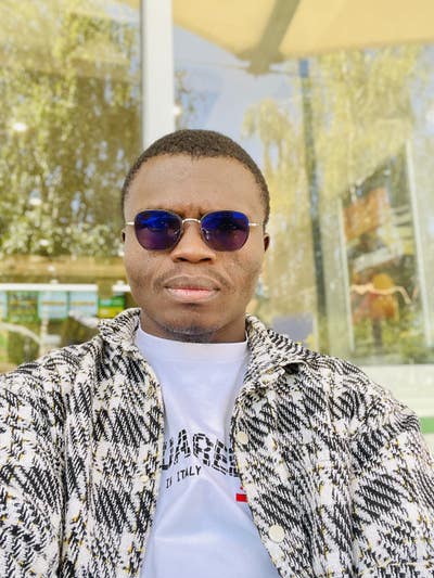 32 year old Male seeks a double room Main Photo