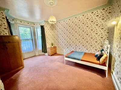 Studio in Dean Park area Main Photo