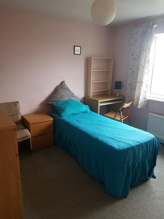 Buckingham - Nice Room in Quiet Place Main Photo