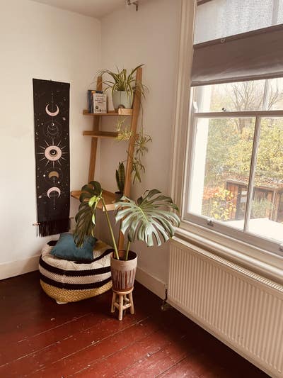 Bright Double Room I Friendly House bills included Main Photo