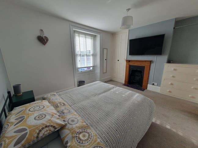 Large room available 1st August  Main Photo