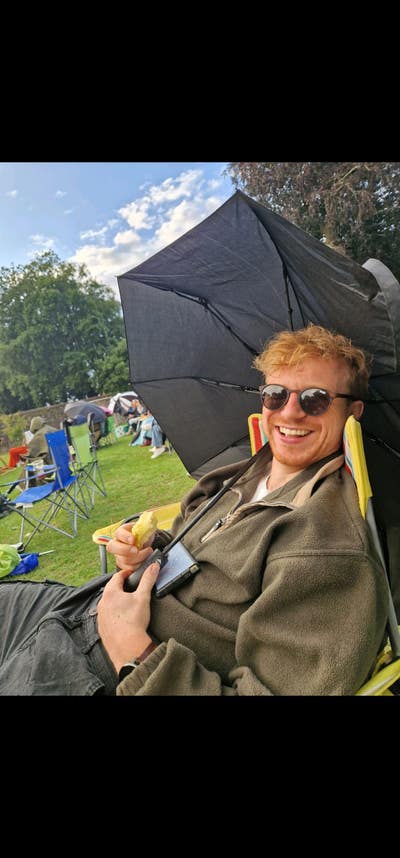 Seaking friendly houseshare or buddy up Main Photo