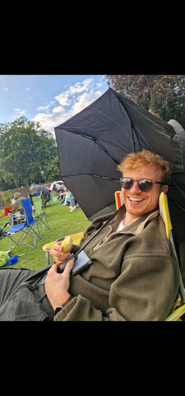 Seaking friendly houseshare or buddy up Main Photo