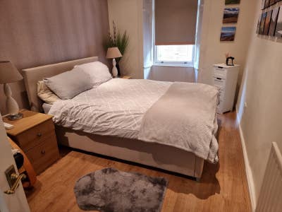 Room for rent in quiet west end lane Main Photo