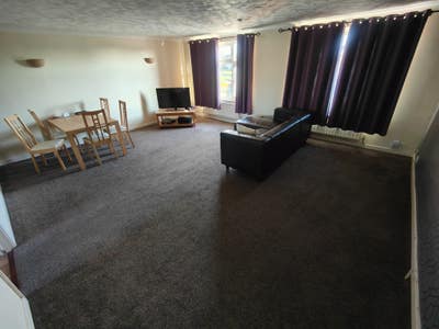 All inclusive double room for rent. Main Photo
