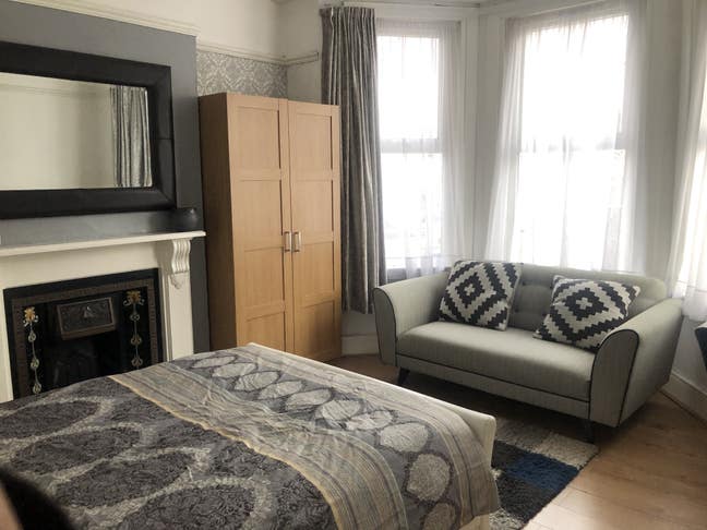 Spacious Double Room  Main Photo