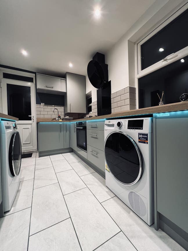 Lincoln Hospital Area Fully Refurbished Property  Main Photo