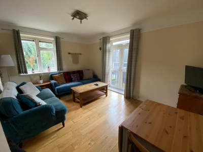 4 bedroom flat: great condition near London Fields Main Photo