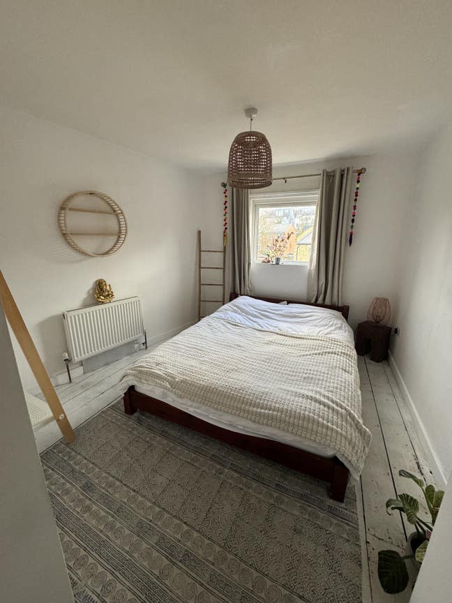 King size bedroom in East Dulwich  Main Photo