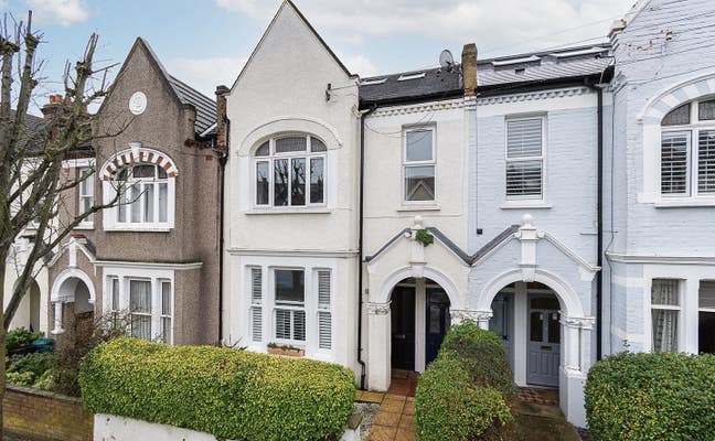 Double room in Streatham Common houseshare  Main Photo
