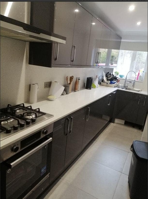 Room in a Shared House Main Photo
