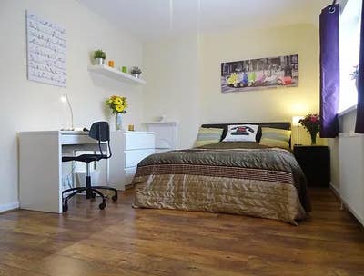 Affordable 4‑Bed Student Home, Lenton/Jubilee Area Main Photo