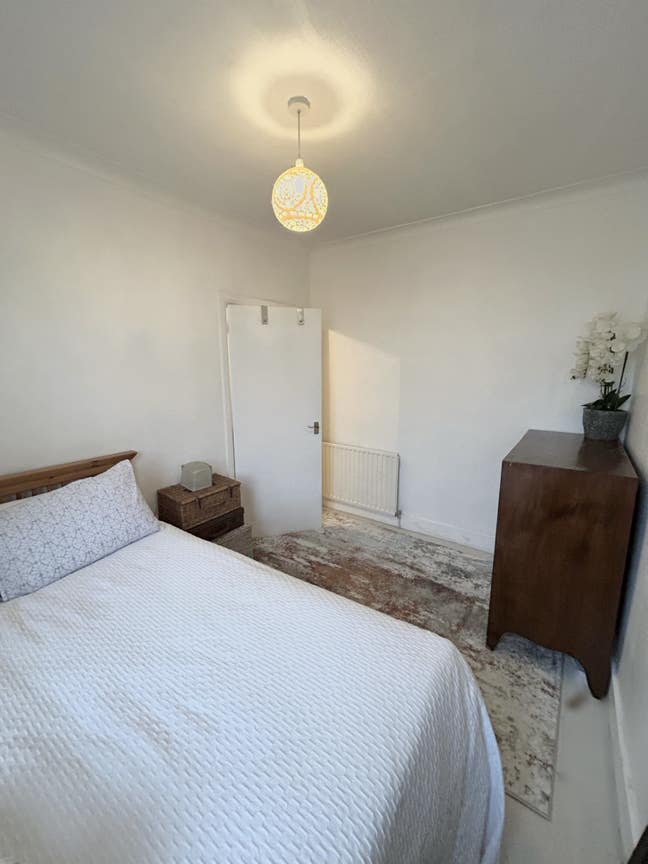 Gorgeous double room in Addiscombe  Main Photo