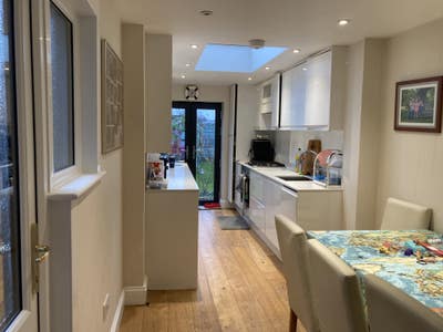 Family home with spare room Main Photo