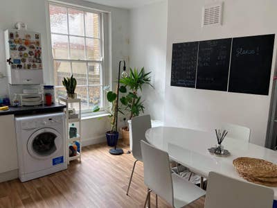 Room to Rent in Old Street Main Photo