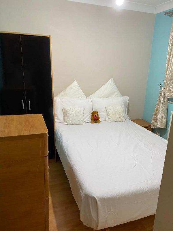  double room available for rent  single person Main Photo