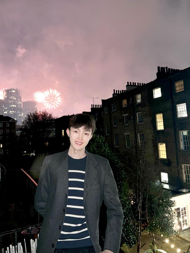 Young professional looking for buddyup / room Main Photo