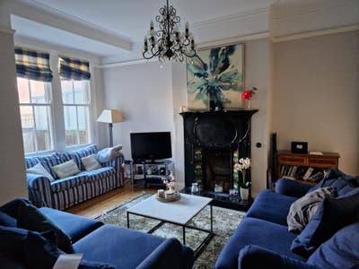 Large Double Room with Ensuite Main Photo