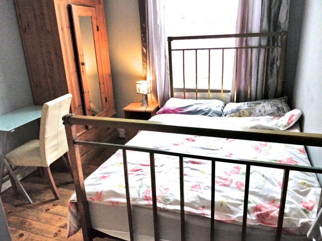Double Room with Tea Kitchen, City Centre, Hanley Main Photo
