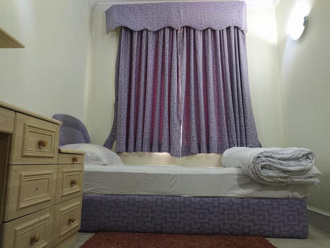 One Single Room to Let  Main Photo