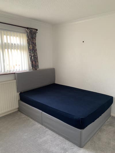 Double Room Available. Main Photo