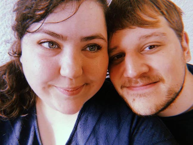 Couple looking for a room to rent  Main Photo