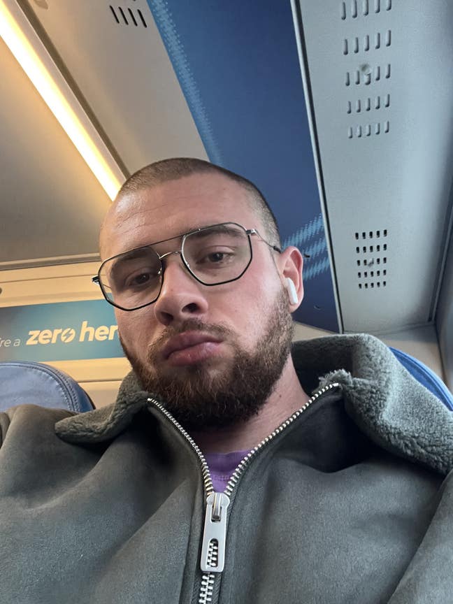 M29 - Looking for flat share - Southside Main Photo