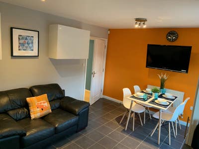 Double Room - Modern House - Quiet Location Main Photo