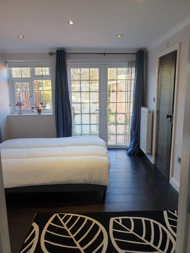 Lovely New Double Room Main Photo