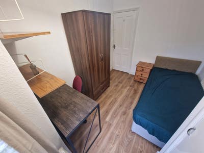 SINGLE Bed Main Photo