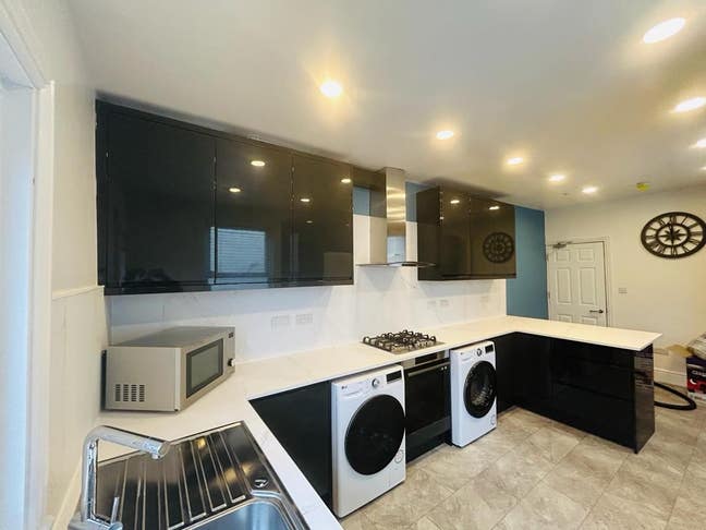 Spacious | Newly refurb |£0 DEPOSIT En-suite Rooms Main Photo
