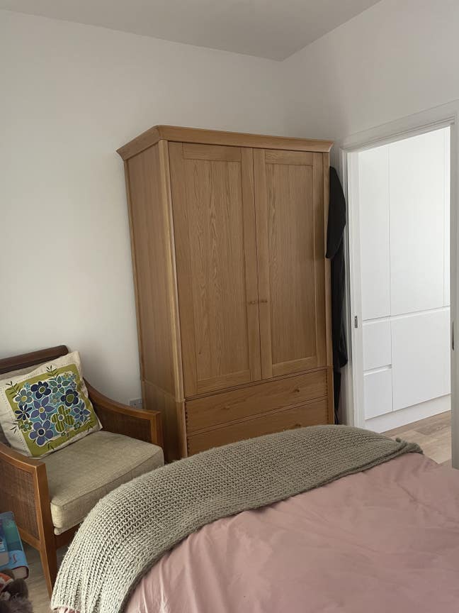 Annex flat off a bungalow Main Photo