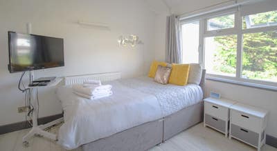 Modern Furnished Apt - Beautiful Place   Main Photo