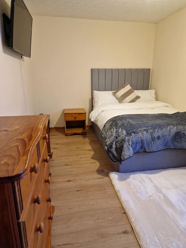 Two modern Double Rooms on NC500 Main Photo
