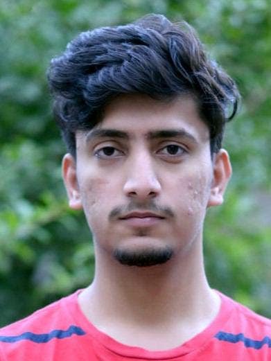 Looking for a room Main Photo