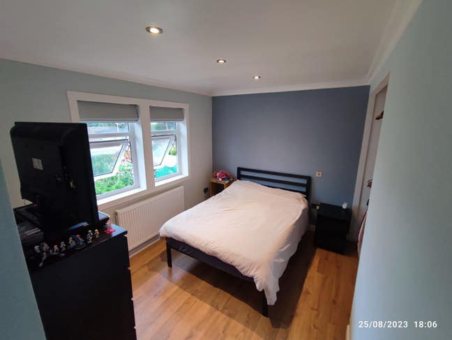 Spacious & modern double room 4 rent  Main Photo