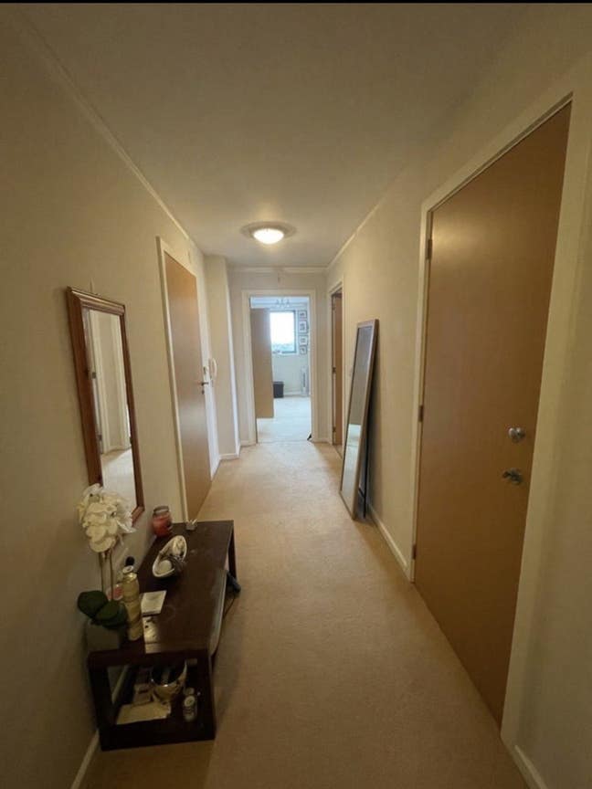  Double  room  available  -  Females preferred  Main Photo