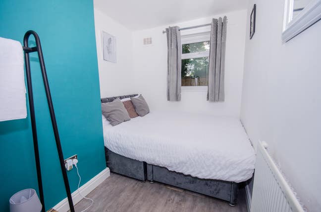 2 Furnished Rooms Available - Flat Share Main Photo