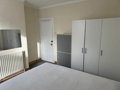 Double room in Strood. Main Photo