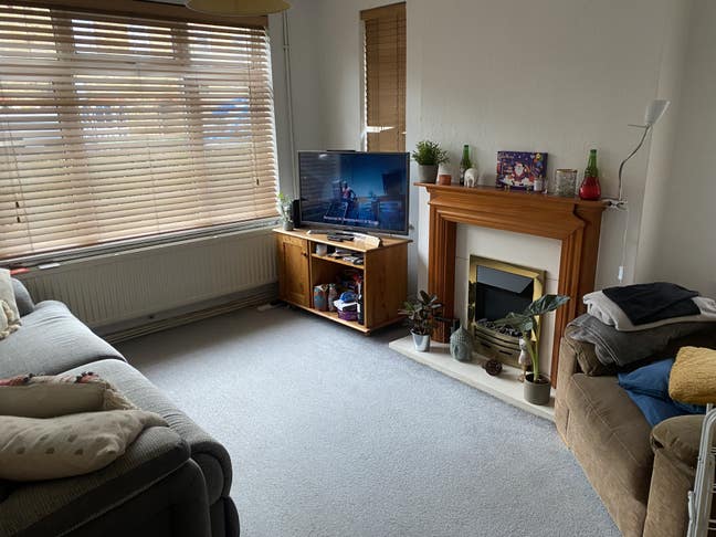 Double room in friendly house with garden!  Main Photo